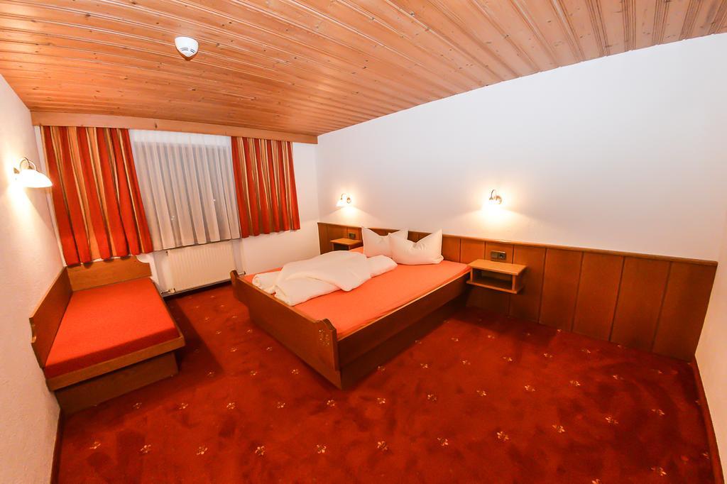 Hotel Haus Gerda Fiss Exterior foto