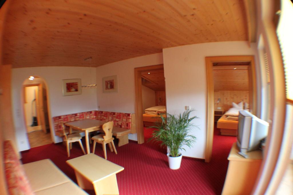 Hotel Haus Gerda Fiss Exterior foto